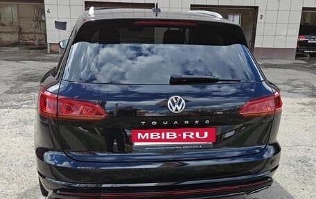 Volkswagen Touareg III, 2018 год, 5 690 000 рублей, 3 фотография