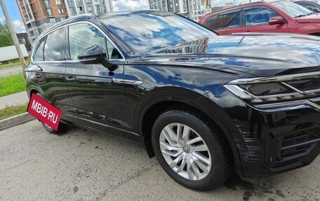 Volkswagen Touareg III, 2018 год, 5 690 000 рублей, 12 фотография
