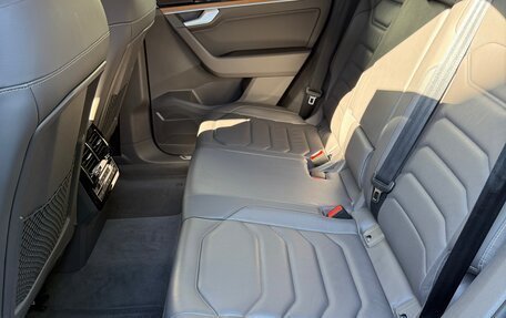 Volkswagen Touareg III, 2019 год, 5 570 000 рублей, 15 фотография