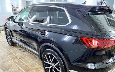 Volkswagen Touareg III, 2019 год, 5 570 000 рублей, 12 фотография
