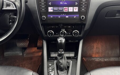 Skoda Octavia, 2017 год, 1 899 000 рублей, 12 фотография