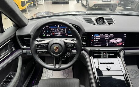 Porsche Panamera, 2024 год, 18 990 000 рублей, 30 фотография