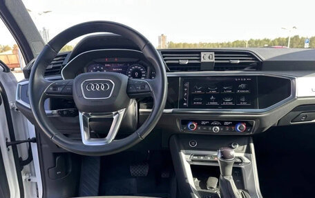 Audi Q3, 2022 год, 2 650 000 рублей, 5 фотография