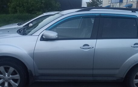 Mitsubishi Outlander III рестайлинг 3, 2010 год, 1 350 000 рублей, 5 фотография