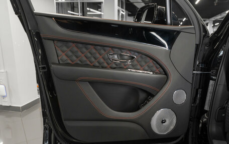 Bentley Bentayga I, 2020 год, 21 600 000 рублей, 20 фотография