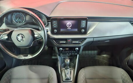 Skoda Rapid II, 2021 год, 1 545 000 рублей, 9 фотография
