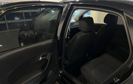 Volkswagen Polo VI (EU Market), 2013 год, 485 000 рублей, 24 фотография