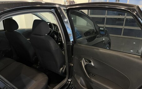 Volkswagen Polo VI (EU Market), 2013 год, 485 000 рублей, 26 фотография