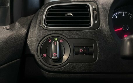 Volkswagen Polo VI (EU Market), 2013 год, 485 000 рублей, 32 фотография