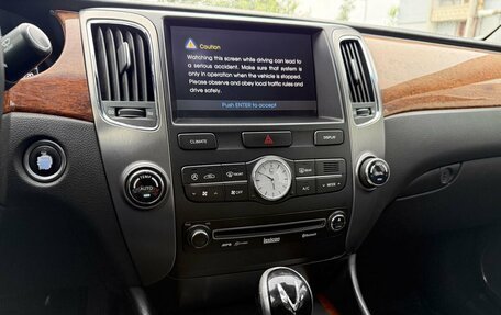 Hyundai Equus II, 2010 год, 965 000 рублей, 12 фотография