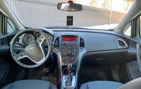 Opel Astra J, 2013 год, 678 000 рублей, 8 фотография