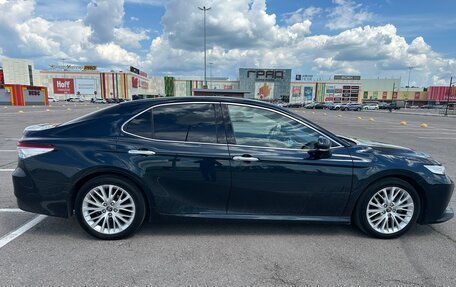 Toyota Camry, 2019 год, 2 450 000 рублей, 3 фотография