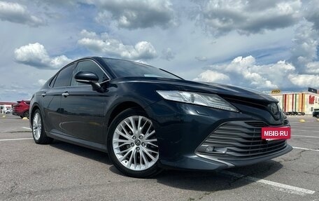 Toyota Camry, 2019 год, 2 450 000 рублей, 2 фотография