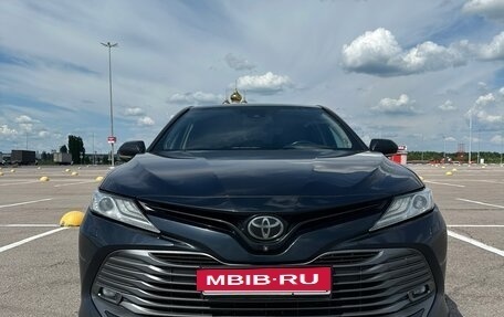 Toyota Camry, 2019 год, 2 450 000 рублей, 5 фотография