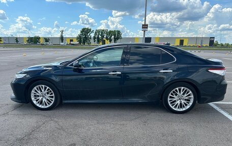 Toyota Camry, 2019 год, 2 450 000 рублей, 20 фотография