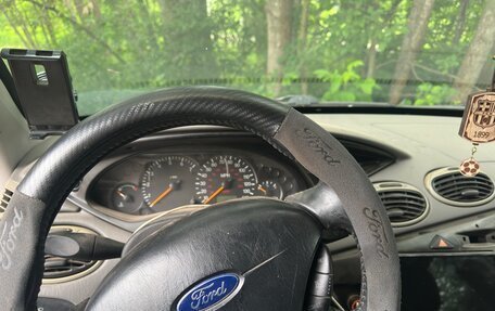 Ford Focus IV, 2001 год, 240 000 рублей, 8 фотография