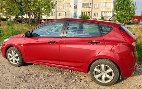 Hyundai Solaris II рестайлинг, 2012 год, 850 000 рублей, 3 фотография