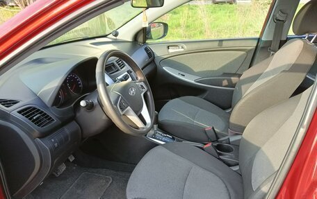 Hyundai Solaris II рестайлинг, 2012 год, 850 000 рублей, 15 фотография