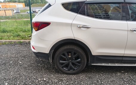 Hyundai Santa Fe III рестайлинг, 2017 год, 2 100 000 рублей, 2 фотография