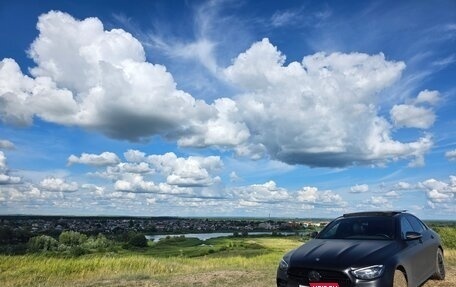 Mercedes-Benz E-Класс, 2021 год, 4 000 000 рублей, 2 фотография
