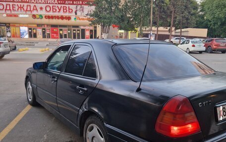Mercedes-Benz C-Класс, 1995 год, 210 000 рублей, 3 фотография