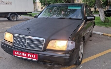 Mercedes-Benz C-Класс, 1995 год, 210 000 рублей, 2 фотография