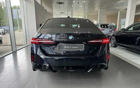 BMW 5 серия, 2025 год, 9 190 000 рублей, 5 фотография