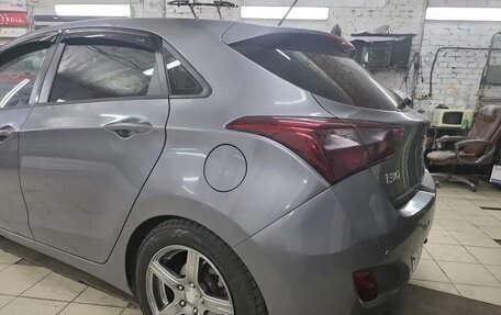 Hyundai i30 II рестайлинг, 2012 год, 800 000 рублей, 4 фотография