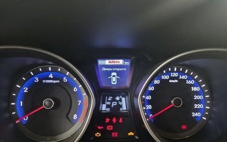 Hyundai i30 II рестайлинг, 2012 год, 800 000 рублей, 10 фотография