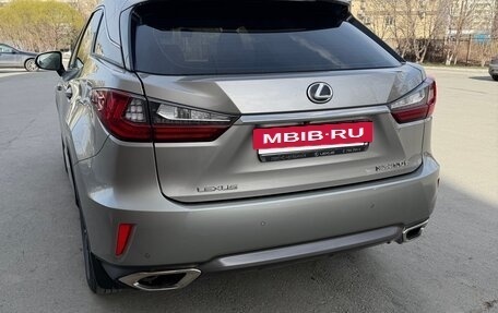 Lexus RX IV рестайлинг, 2017 год, 4 100 000 рублей, 3 фотография
