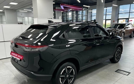 Honda Vezel, 2021 год, 2 415 000 рублей, 6 фотография