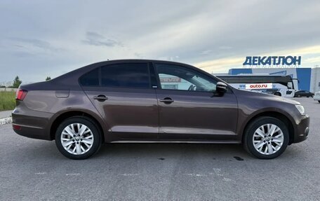 Volkswagen Jetta VI, 2014 год, 920 000 рублей, 2 фотография
