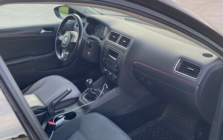 Volkswagen Jetta VI, 2014 год, 920 000 рублей, 10 фотография