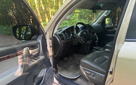 Toyota Land Cruiser 200, 2010 год, 3 670 000 рублей, 13 фотография
