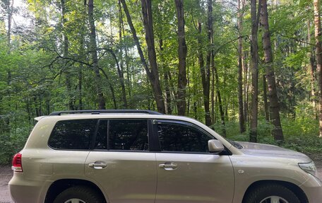 Toyota Land Cruiser 200, 2010 год, 3 670 000 рублей, 8 фотография