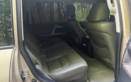 Toyota Land Cruiser 200, 2010 год, 3 670 000 рублей, 9 фотография