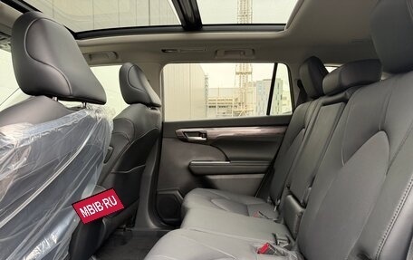 Toyota Highlander, 2026 год, 4 700 000 рублей, 31 фотография