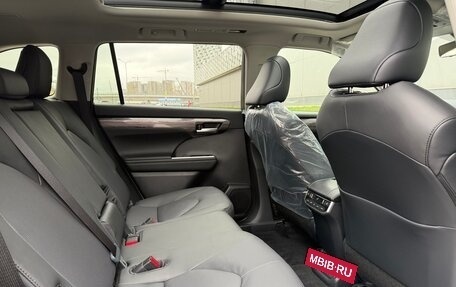 Toyota Highlander, 2026 год, 4 700 000 рублей, 27 фотография