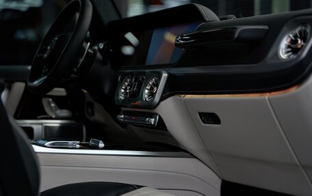 Mercedes-Benz G-Класс AMG, 2024 год, 31 000 000 рублей, 33 фотография