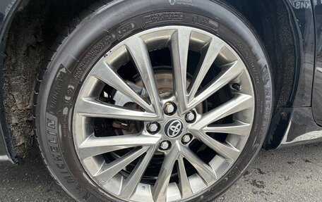 Toyota Camry, 2018 год, 2 410 000 рублей, 6 фотография
