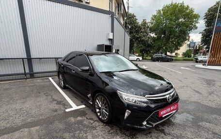 Toyota Camry, 2018 год, 2 410 000 рублей, 2 фотография