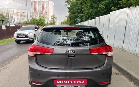 KIA Rio III рестайлинг, 2015 год, 950 000 рублей, 4 фотография