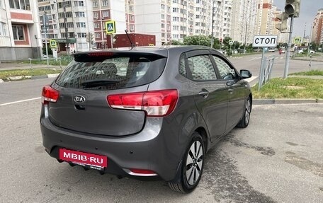 KIA Rio III рестайлинг, 2015 год, 950 000 рублей, 15 фотография