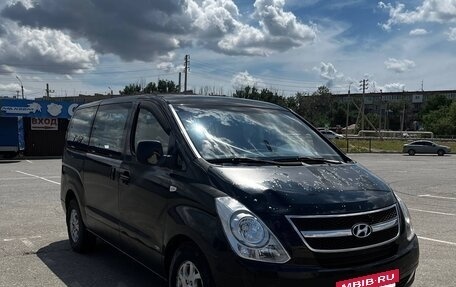 Hyundai Grand Starex Grand Starex I рестайлинг 2, 2008 год, 900 000 рублей, 3 фотография