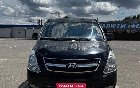 Hyundai Grand Starex Grand Starex I рестайлинг 2, 2008 год, 900 000 рублей, 2 фотография
