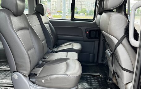 Hyundai Grand Starex Grand Starex I рестайлинг 2, 2008 год, 900 000 рублей, 17 фотография