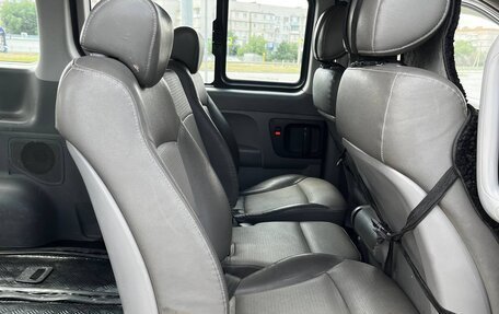 Hyundai Grand Starex Grand Starex I рестайлинг 2, 2008 год, 900 000 рублей, 18 фотография