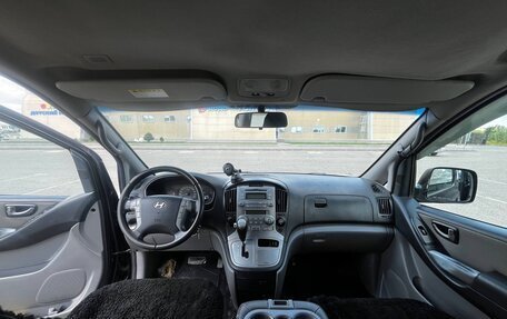 Hyundai Grand Starex Grand Starex I рестайлинг 2, 2008 год, 900 000 рублей, 16 фотография