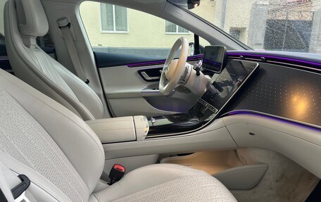 Mercedes-Benz EQE, 2022 год, 7 000 000 рублей, 11 фотография