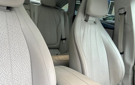 Mercedes-Benz EQE, 2022 год, 7 000 000 рублей, 13 фотография